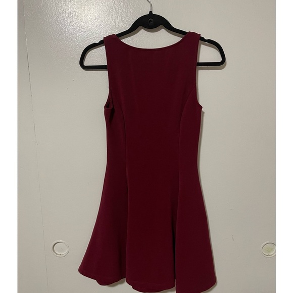 Everly burgundy dress - Picture 3 of 3